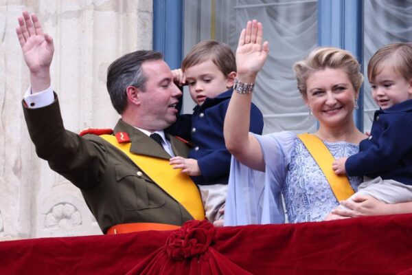 Luxembourg crowns new grand duke after abdication