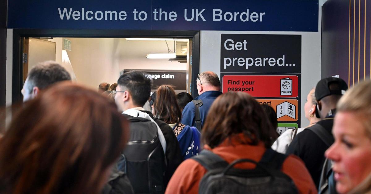 How many foreign nationals receive benefits in the UK?