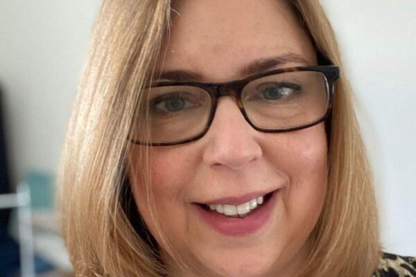 Woman becomes longest survivor of heart and lung transplant