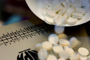 Almost 300,000 protest against pushing up NHS drug prices