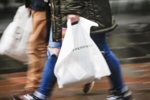 UK economy sees weaker-than-expected growth in August after July contraction