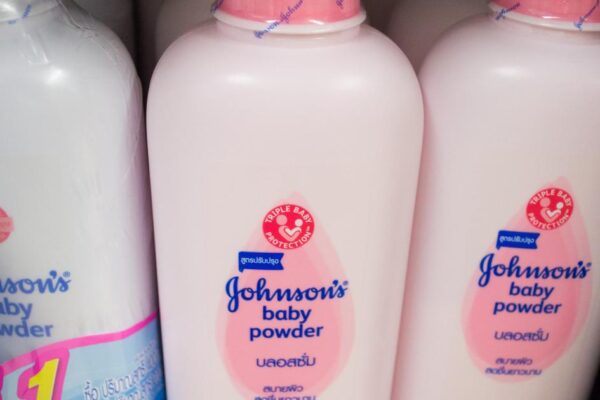 Johnson & Johnson sued in UK over talcum powder risks