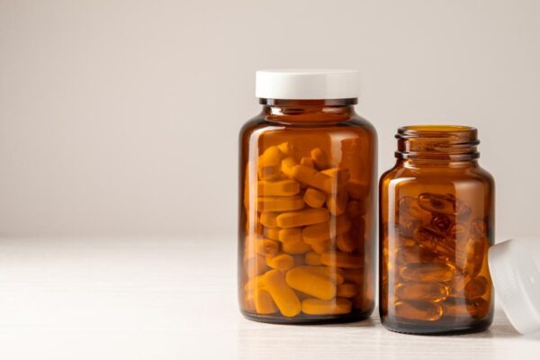 Warning issued to Brits over ingredients in supplements
