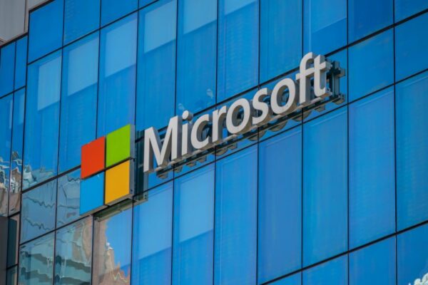 Is Microsoft 365 down? Users report service status issues
