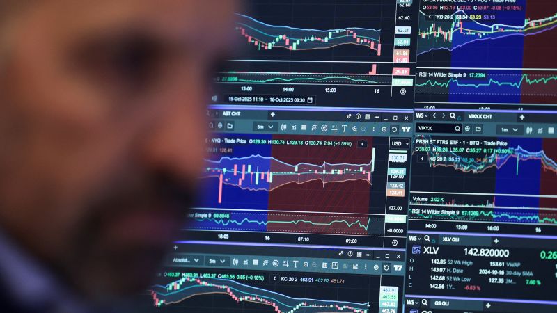 Stocks sink on concerns about regional bank loans