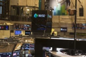 Wall St.