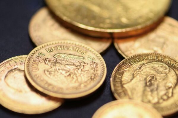 Gold’s frenzied rally ends with largest sell-off in over a decade