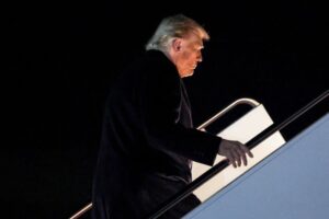 Live updates: Trump arrives in Asia for summit before sit-down with China’s Xi Jinping later this week Live updates: Trump arrives in Asia for summit before sit-down with China’s Xi Jinping later this week
