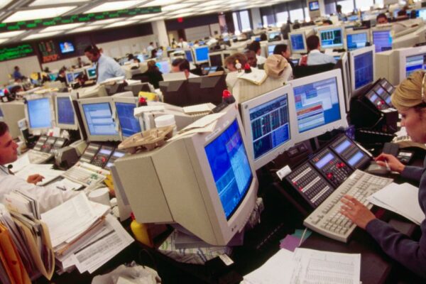 Stock market highs in today's AI boom mirror the dot-com bubble