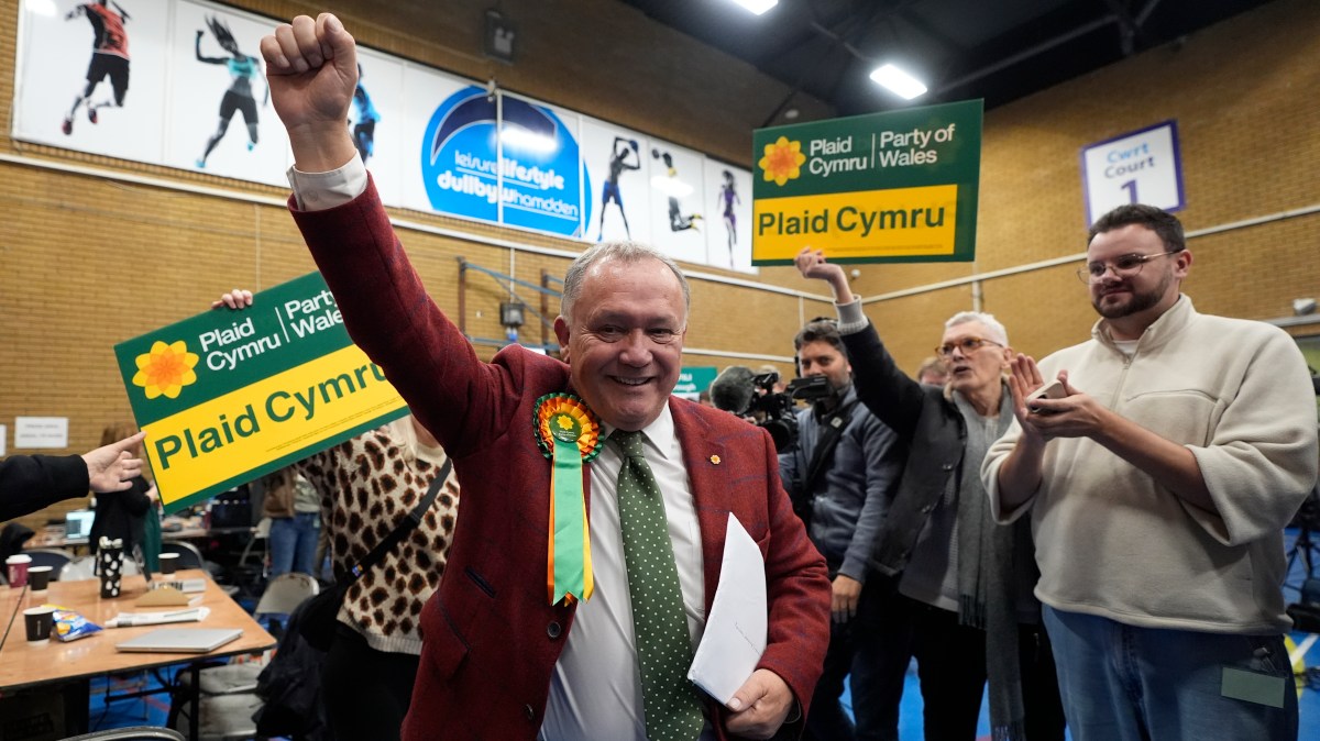 Labour loses in Welsh heartlands
