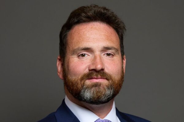 Livingston MP welcomes UK Government’s “blitz on business bureaucracy” Daily Record