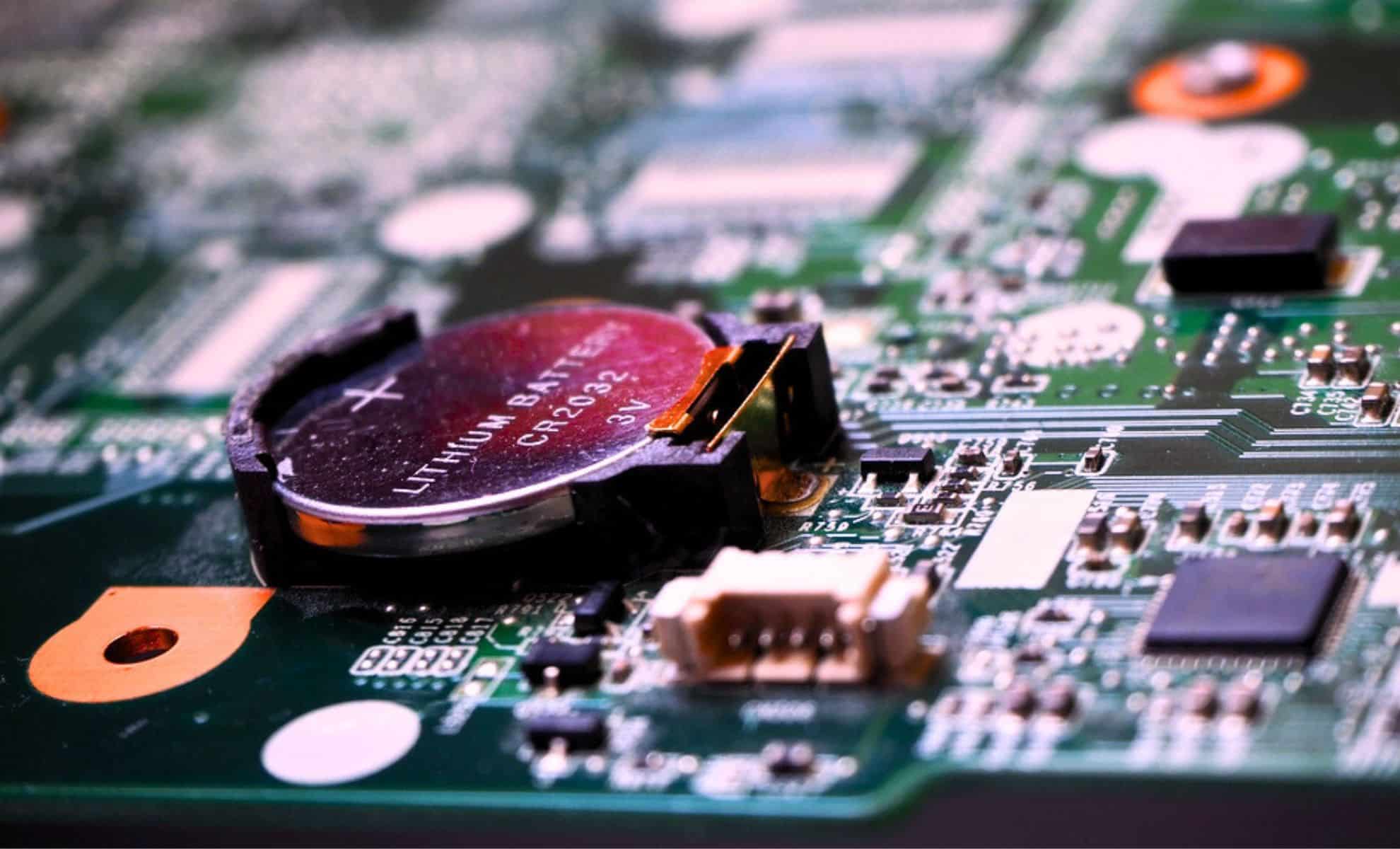 3 Volt Lithium Battery On The Motherboard To Power The Peripheral's Real Time Clock And Configuration Memory