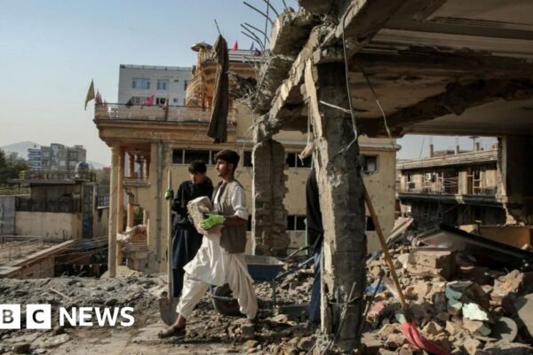 Taliban and Pakistan agree to ceasefire after days of deadly clashes