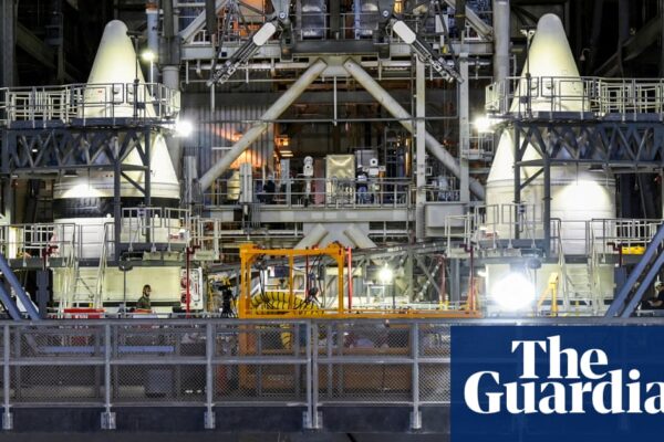 Nasa looks to other companies for US moon program as Musk’s SpaceX lags behind | Nasa