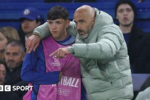 Walsh being briefed by Maresca before coming on against Ajax