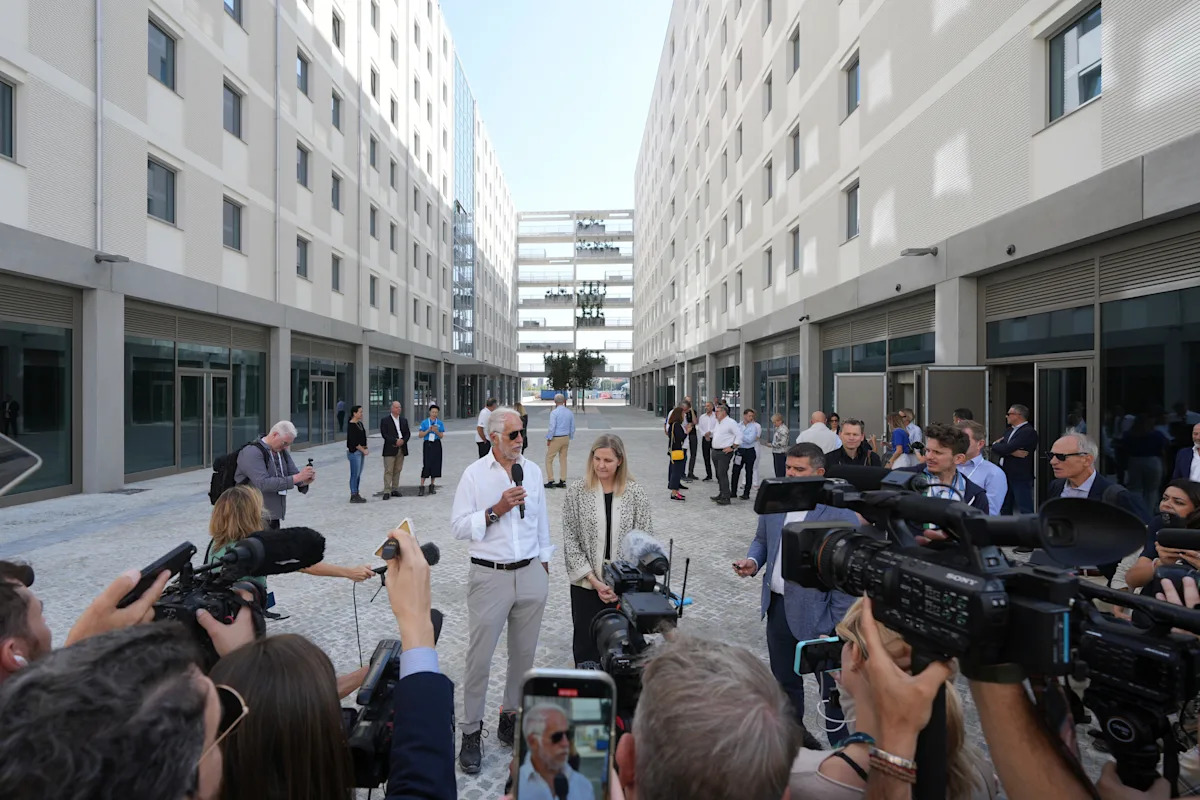 Download app from appStore