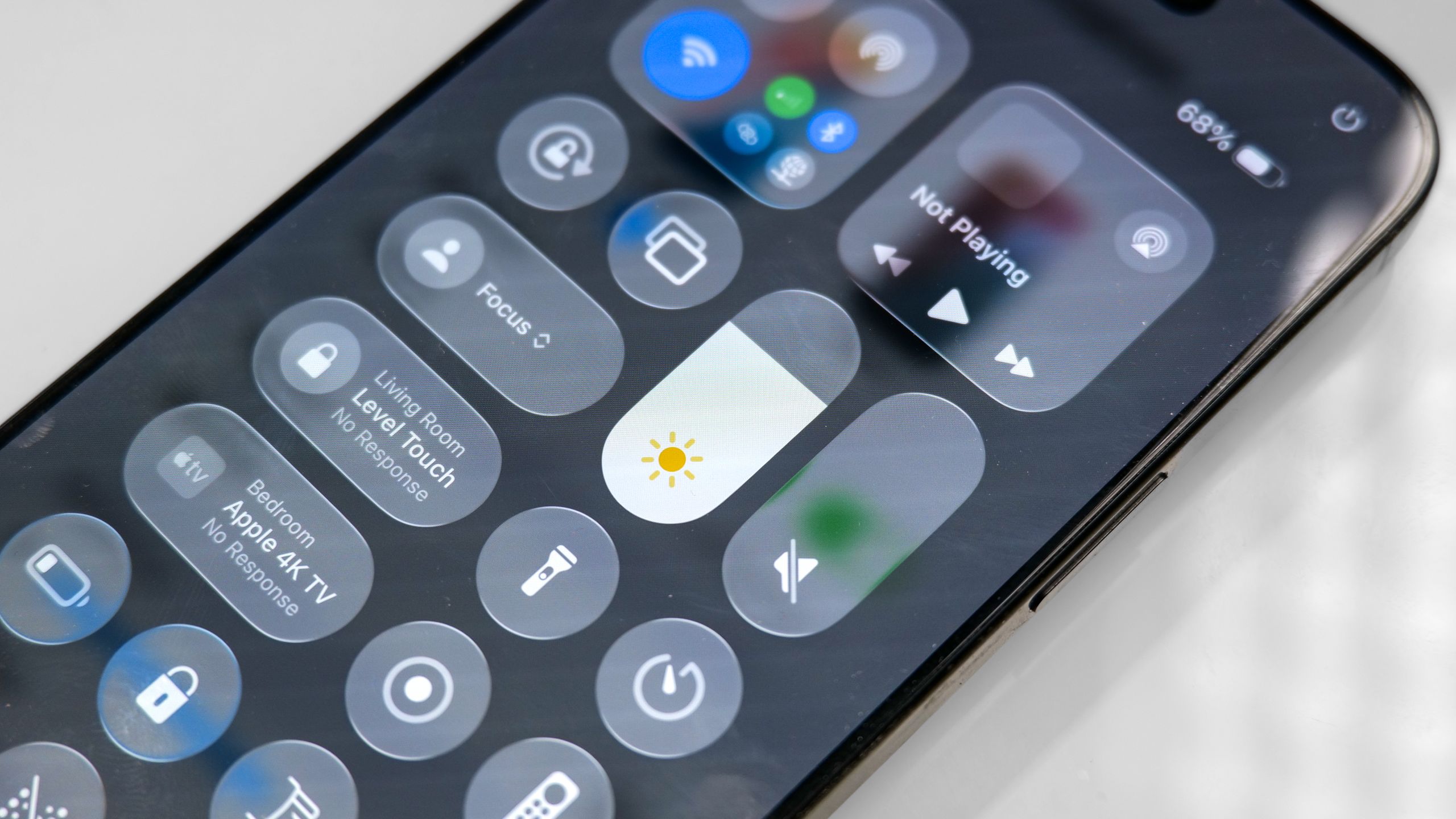 This is the one iPhone setting Apple needs to change with iOS 27 — so I can finally see my phone