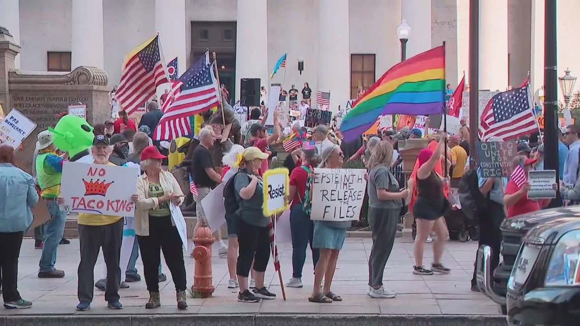 'No Kings' rallies draw protesters in central Ohio to protest Trump's policies