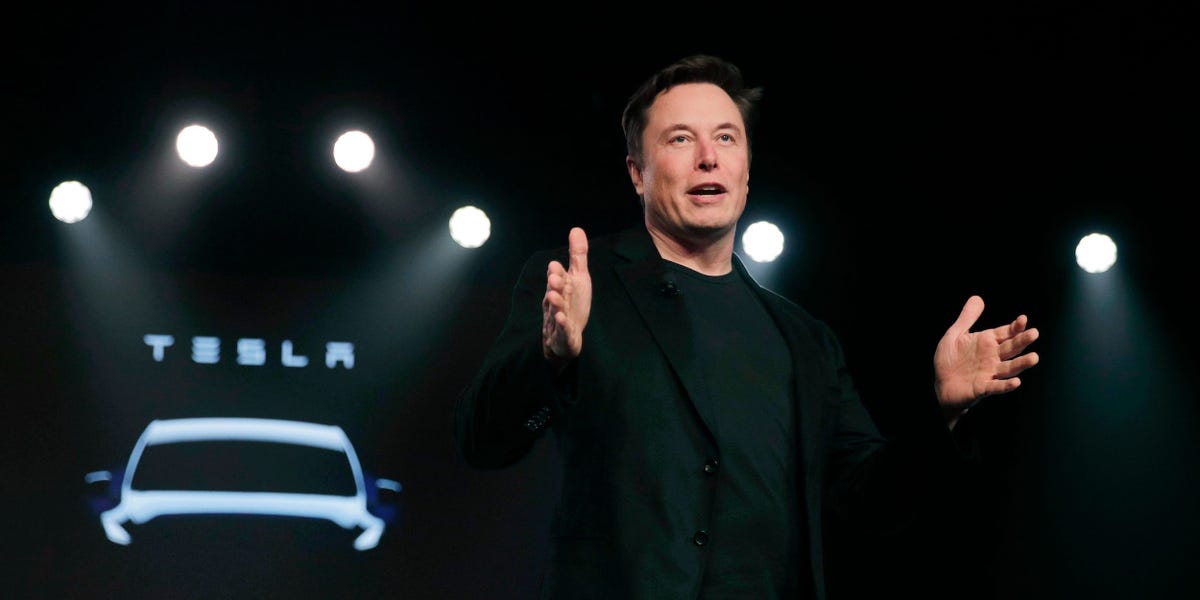 Tesla Is Struggling to Get Drivers to Pay for FSD