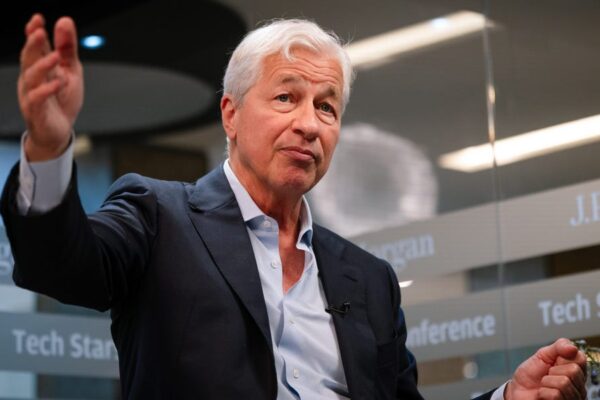 Subprime Auto Lender Collapse Is a Warning, Says Dimon Subprime Auto Lender Collapse Is a Warning, Says Dimon