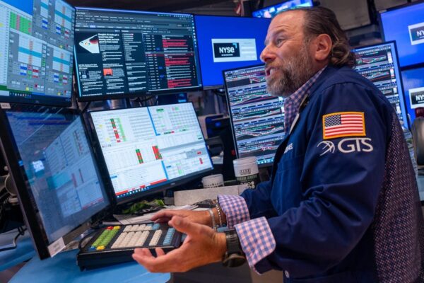 Stocks Risk ‘Disorderly Corrections,’ Sparking Wider Economic Chaos: IMF Stocks Risk 'Disorderly Corrections,' Sparking Wider Economic Chaos: IMF