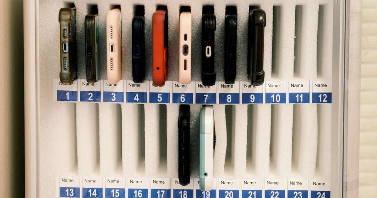 Teachers notice better engagement as phones disappear | Sierra Vista