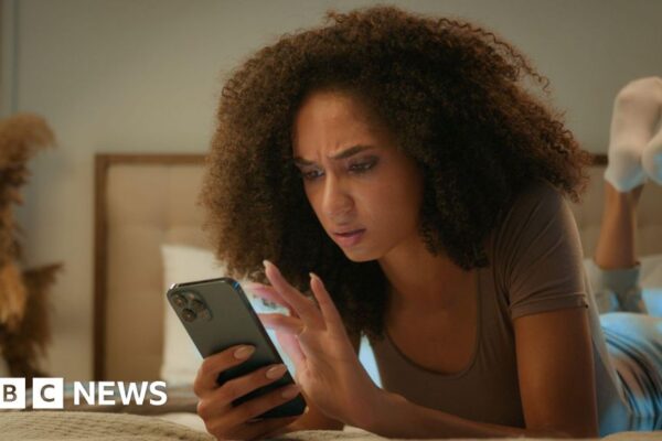 Ofcom proposes new rules to enhance blocking of scam texts