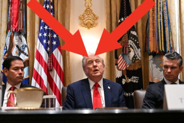 Eagle-Eyed Viewers Spotted Something… Unique In This Trump Photo Yahoo entertainment home