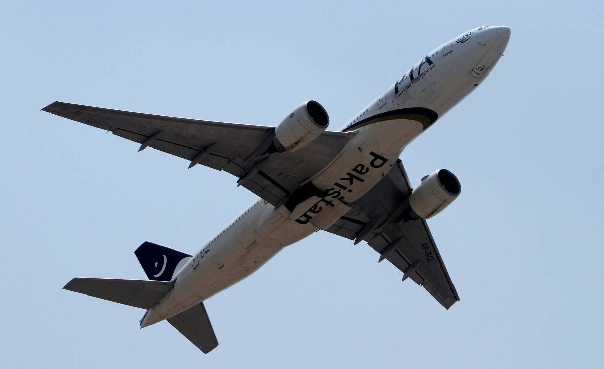 Pakistan International Airlines resumes UK flights after 5-year ban