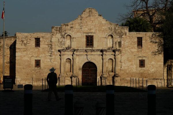 The CEO of the Alamo’s historic site has resigned after a top Texas Republican criticized her Yahoo news home