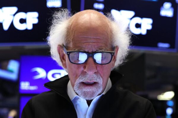 No stock market bubble, yet No stock market bubble, yet
