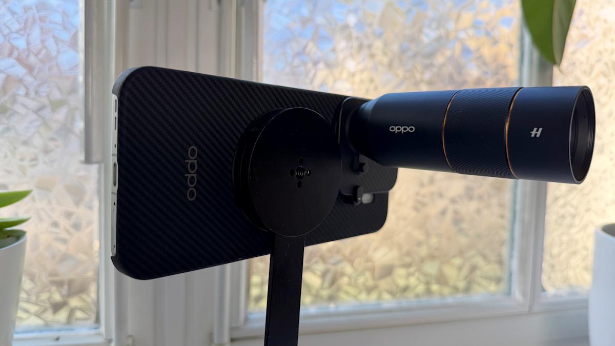 Oppo’s Find X9 Pro has a detachable telephoto lens and a gigantic battery