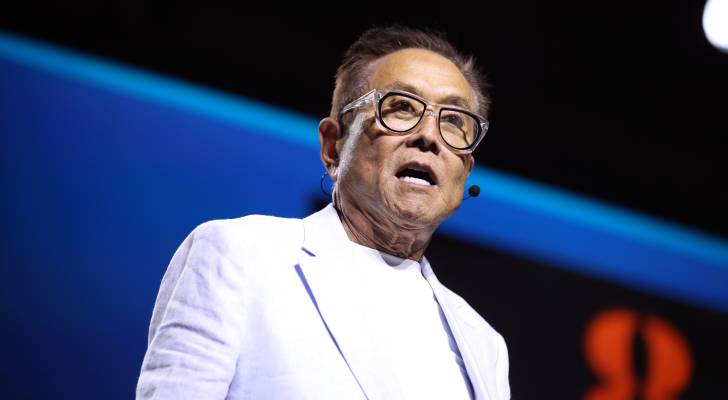 Robert Kiyosaki says this 1 asset will surge 400% in a year — and he begs investors not to miss its ‘explosion’