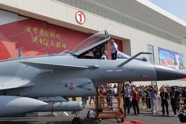 Photo of a Chengdu J-10CE on displace at a tradeshow.