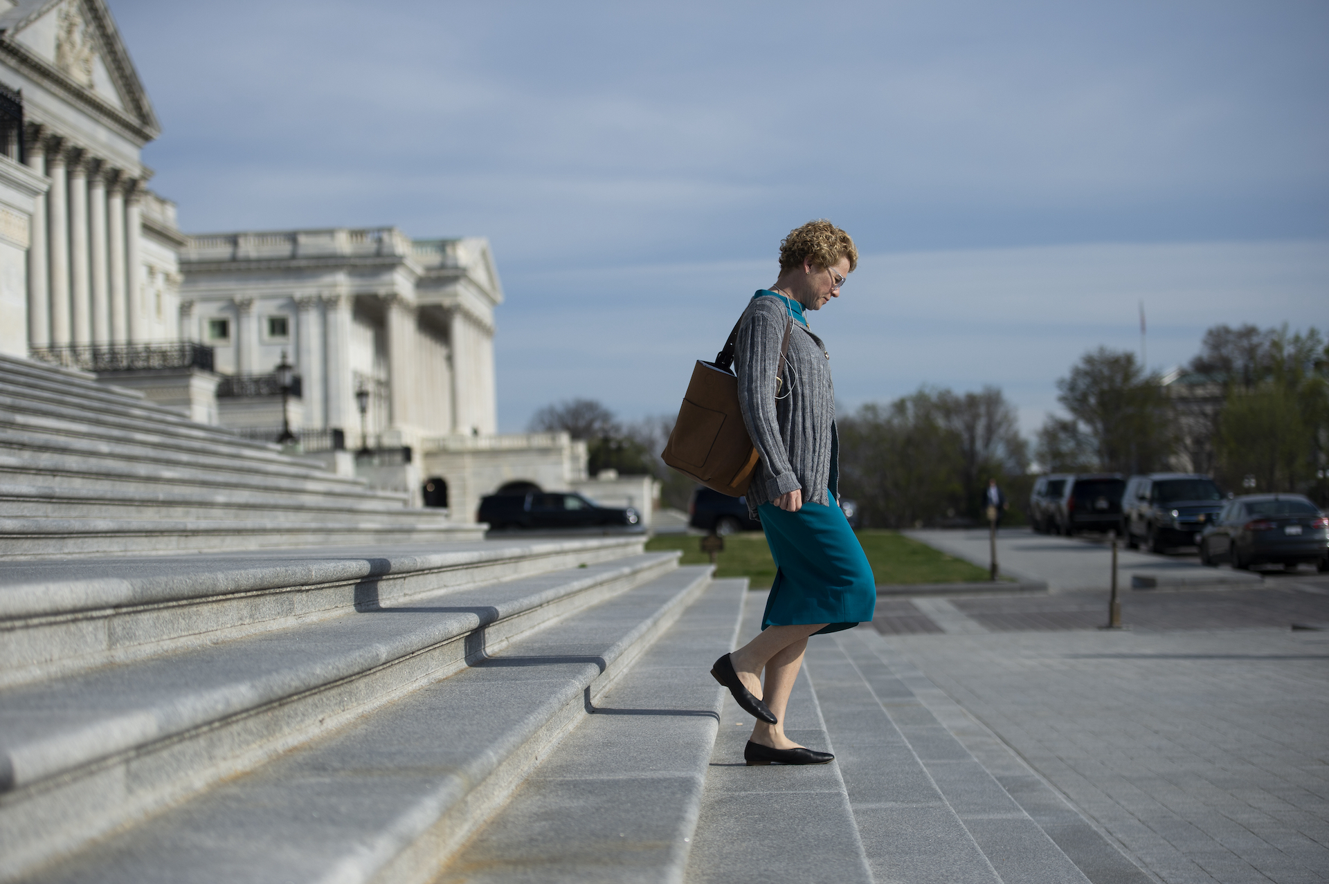 As China advances, Congress wants DOD to get up to speed on biotechnology 