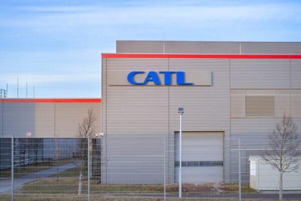 Tesla Battery Maker CATL, Rival BYD Dominate Global EV Battery Market As Sector Records Nearly 35% Growth From January To August – BYD (OTC:BYDDY) Tesla Battery Maker CATL, Rival BYD Dominate Global EV Battery Market As Sector Records Nearly 35% Growth From January To August - BYD (OTC:BYDDY)