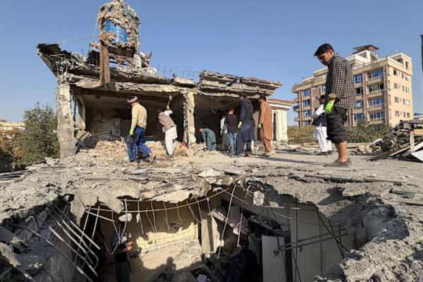 Afghanistan and Pakistan head to Turkey for second round of crisis talks