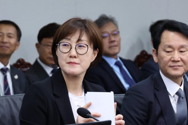 Presidential Aide Kim Hyun-ji Replaces Phone During Audit Amid Evidence Destruction Claims