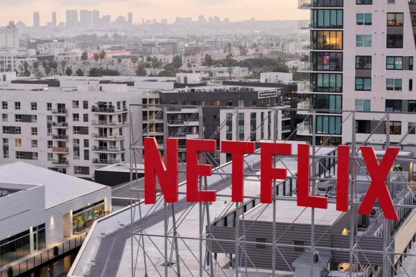 Netflix Stock Slides; Intuitive Surgical Pops After Earnings