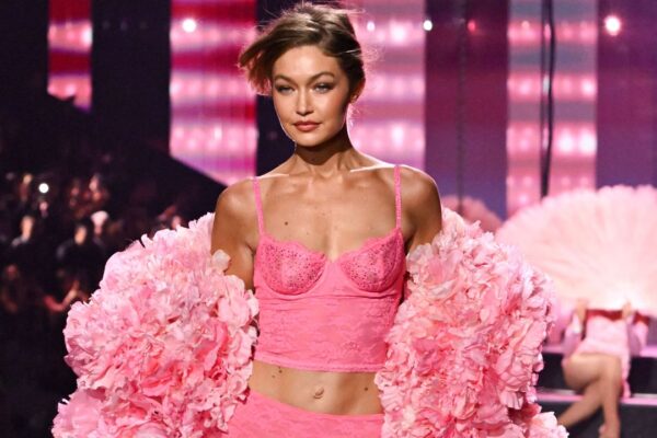 Gigi and Bella Hadid Turned the Victoria’s Secret Fashion Show Into a Sister Affair