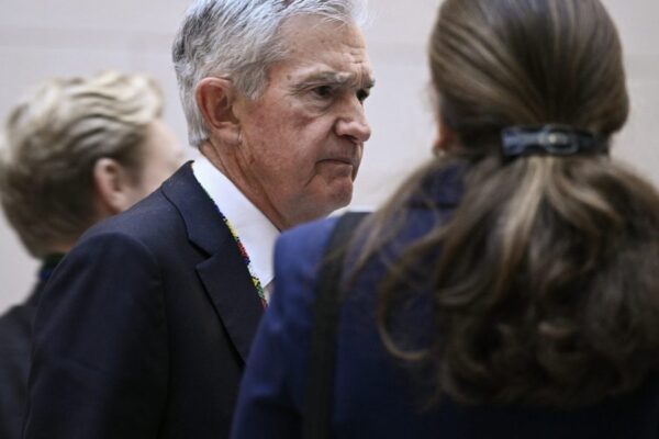 Top economist on the economy’s dirty truth: The only people who feel good are ‘making over $200,000’ and ‘have large stock portfolios’ Top economist on the economy’s dirty truth: The only people who feel good are ‘making over $200,000’ and ‘have large stock portfolios’
