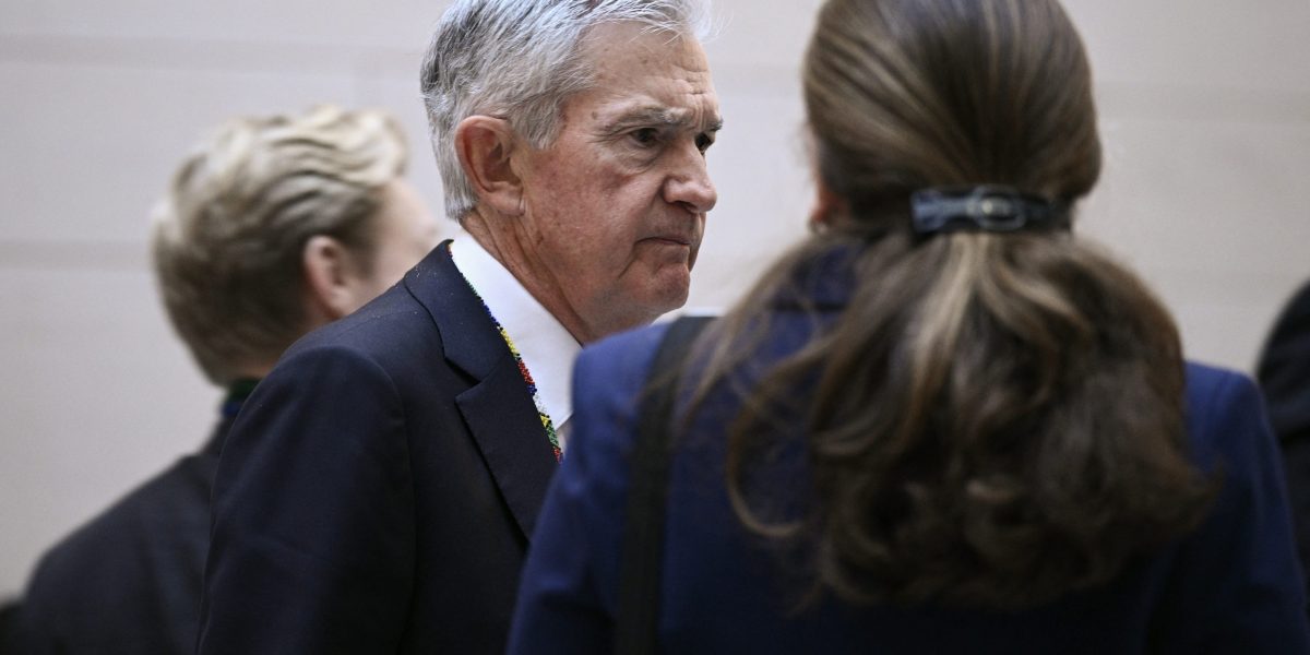 Top economist on the economy’s dirty truth: The only people who feel good are ‘making over $200,000’ and ‘have large stock portfolios’