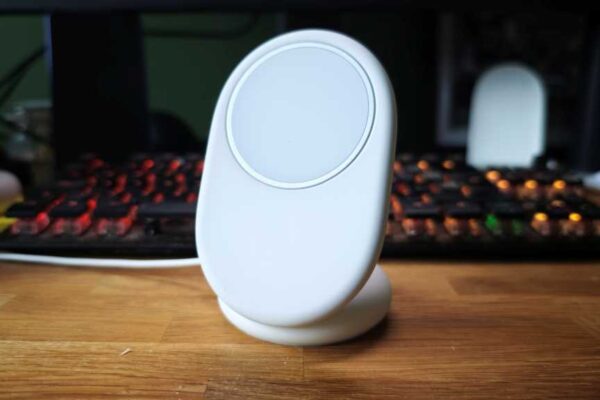 Google Pixelsnap Stand review 7