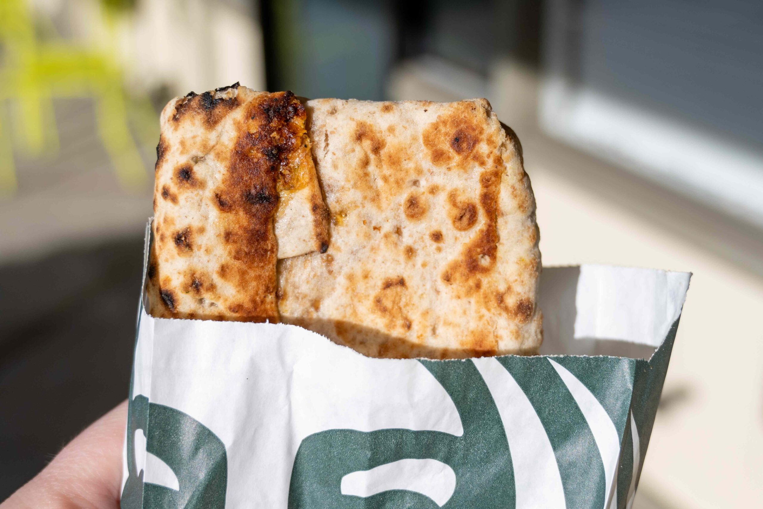 8 Healthiest Food Items to Order at Starbucks