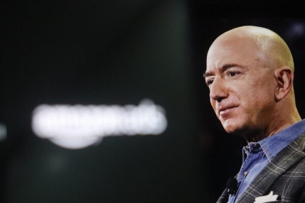 Jeff Bezos Calls AI Boom A Bubble — But Says It's A Good One - Meta Platforms (NASDAQ:META), Amazon.com (NASDAQ:AMZN)