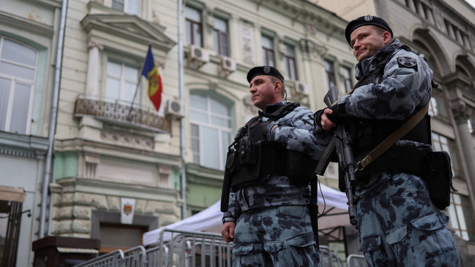 ‘Spying for Ukraine’: Russian detained in Moscow for leaking military info, video released