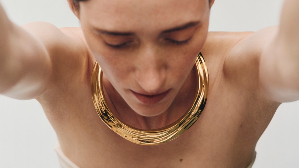 A design from Mara Paris.