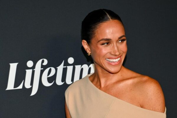 How Meghan Markle Surprised Fans at Paris Fashion Week How Meghan Markle Surprised Fans at Paris Fashion Week