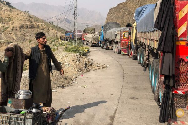 ‘People can breathe’: hope for peace on Afghan-Pakistan border 'People can breathe': hope for peace on Afghan-Pakistan border