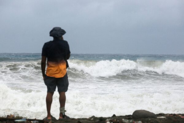 Hurricane Melissa turns into Category 4, threatens flooding in Jamaica, Haiti Hurricane Melissa turns into Category 4, threatens flooding in Jamaica, Haiti